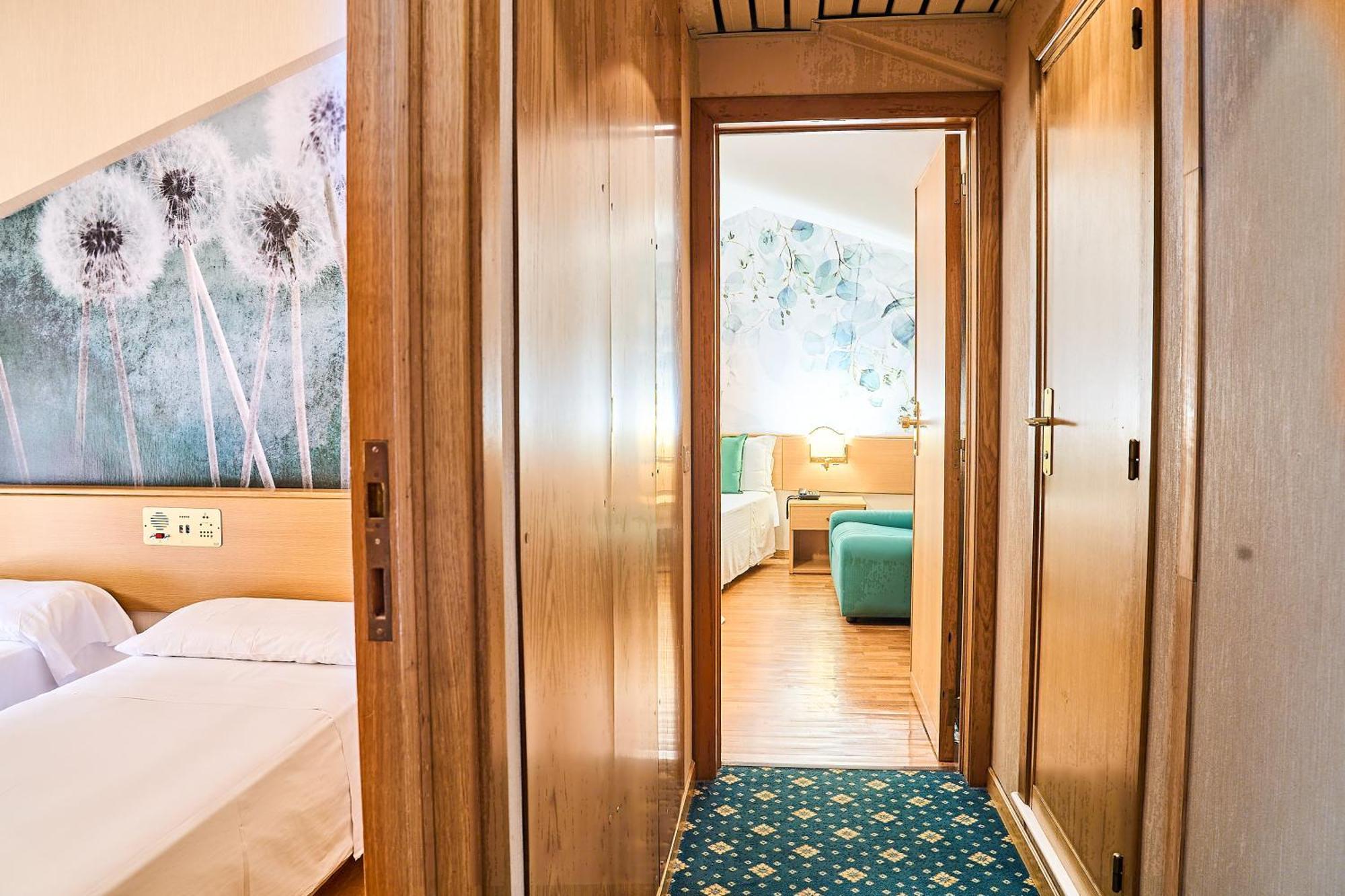 Hotel Camigliatello 카미글리아텔로 실라노 외부 사진