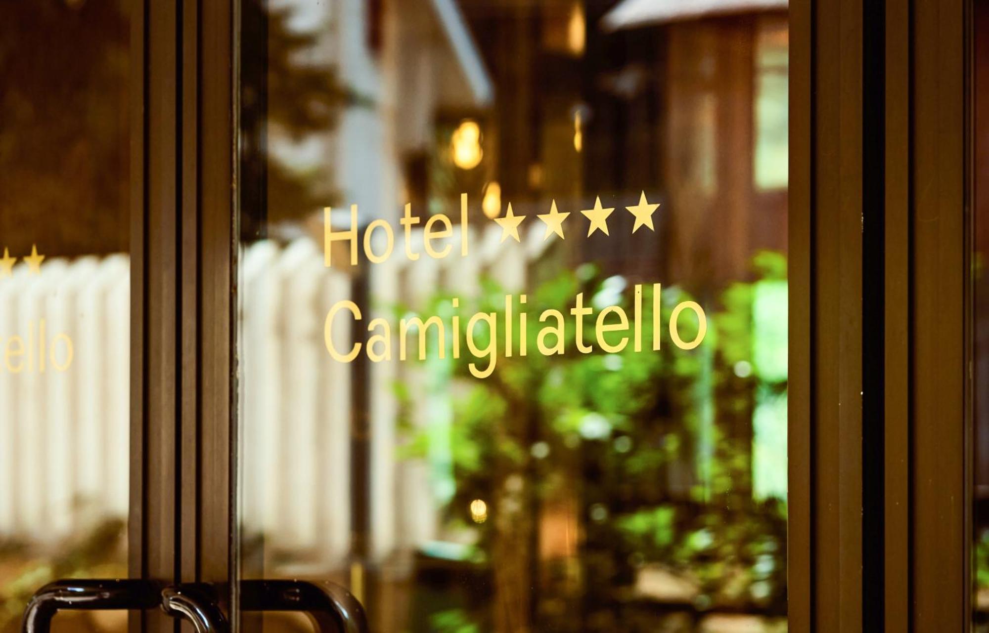 Hotel Camigliatello 카미글리아텔로 실라노 외부 사진
