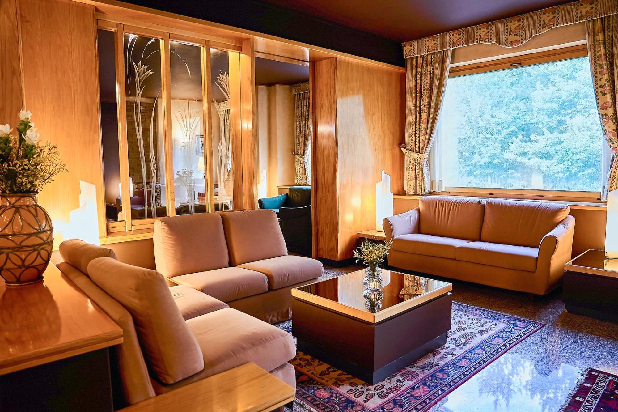 Hotel Camigliatello 카미글리아텔로 실라노 외부 사진