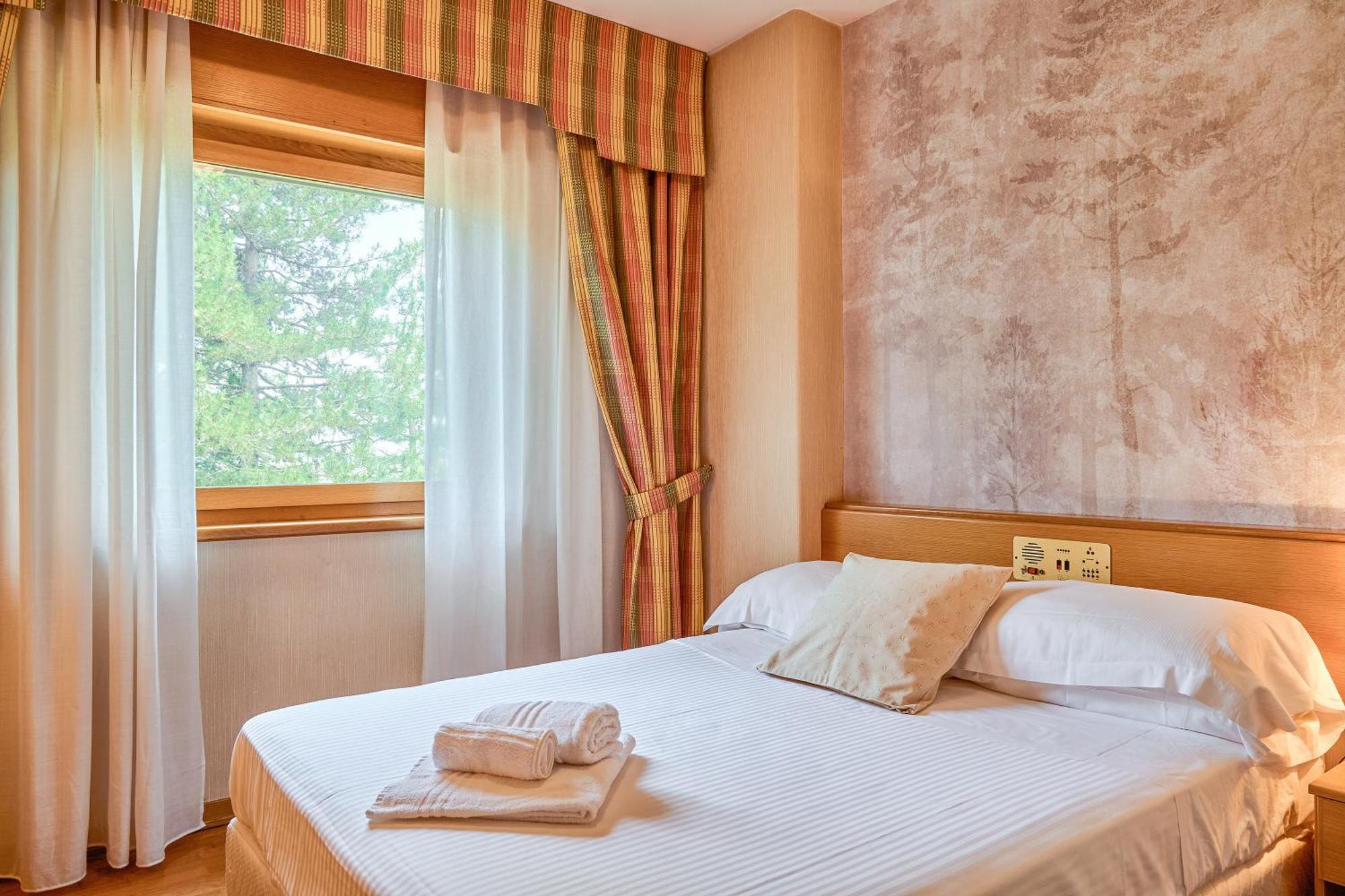 Hotel Camigliatello 카미글리아텔로 실라노 외부 사진