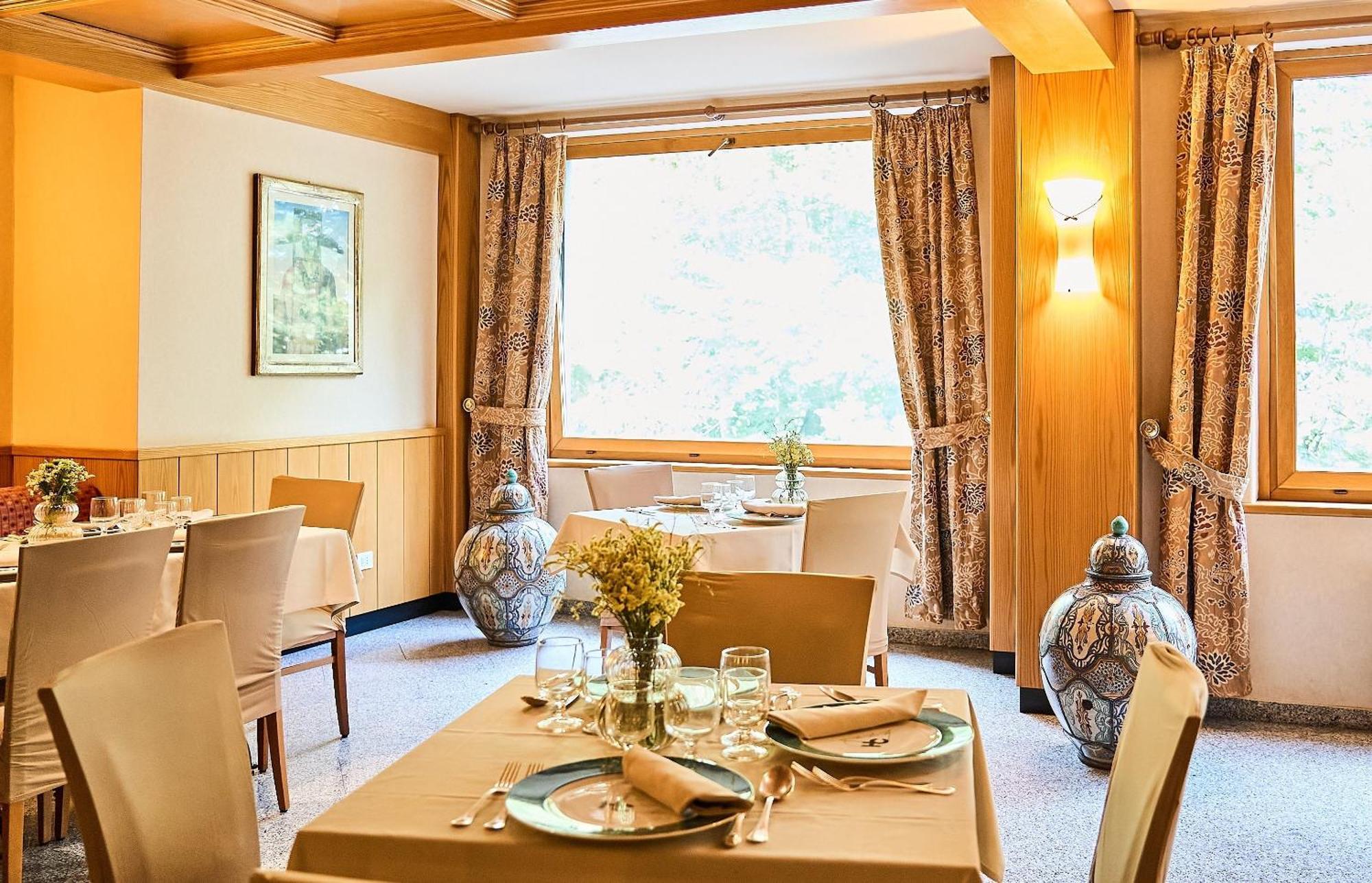 Hotel Camigliatello 카미글리아텔로 실라노 외부 사진